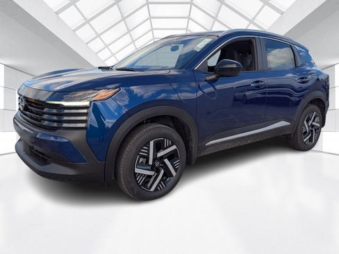 New 2026 Nissan Kicks SV w/ SV Premium Package FWD image 3