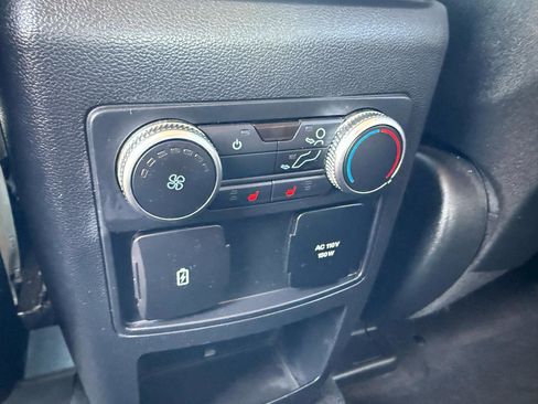 Used 2020 Ford Explorer Limited RWD image 16