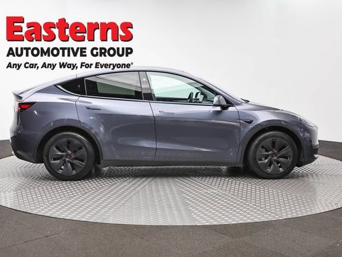 Used 2023 Tesla Model Y Long Range AWD/4WD image 4