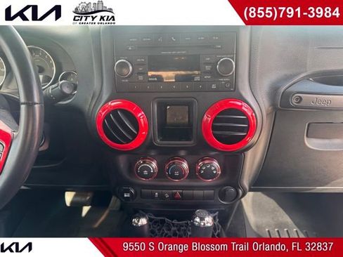 Used 2015 Jeep Wrangler Sport w/ Connectivity Group image 7