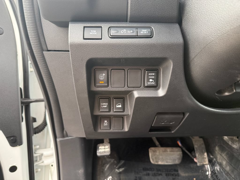 Used 2023 Nissan Frontier SV w/ SV Convenience Package AWD/4WD image 20