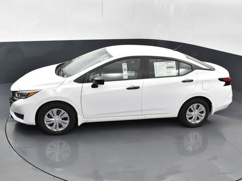 Used 2025 Nissan Versa S w/ Lighting Package image 42