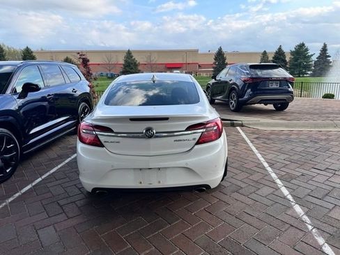 Used 2017 Buick Regal Premium w/ Driver Confidence Package #1 image 3