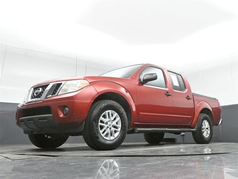 Used 2016 Nissan Frontier SV image 28