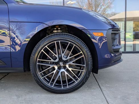 New 2026 Porsche Macan image 11