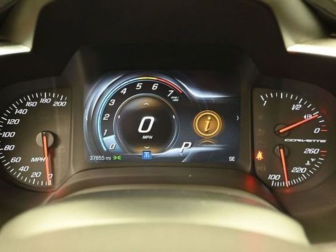 Used 2016 Chevrolet Corvette Stingray Coupe RWD image 28