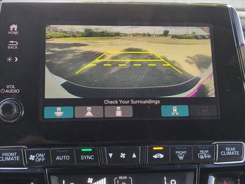 Used 2023 Honda Odyssey Touring image 12