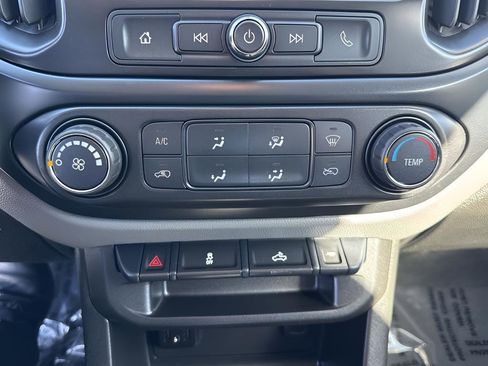 Used 2022 Chevrolet Colorado W/T w/ Custom Special Edition image 16