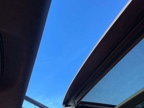 Used 2023 BMW X5 xDrive40i w/ Executive Package image 4