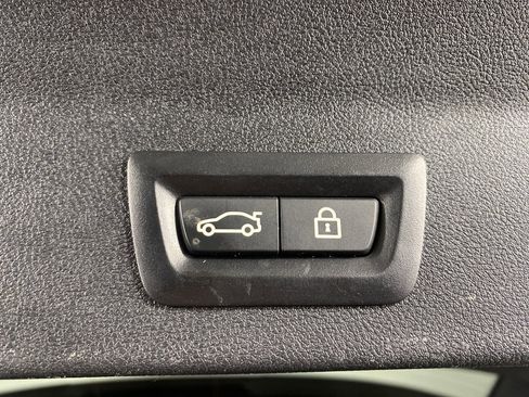 Used 2023 BMW X3 M40i w/ Premium Package image 28