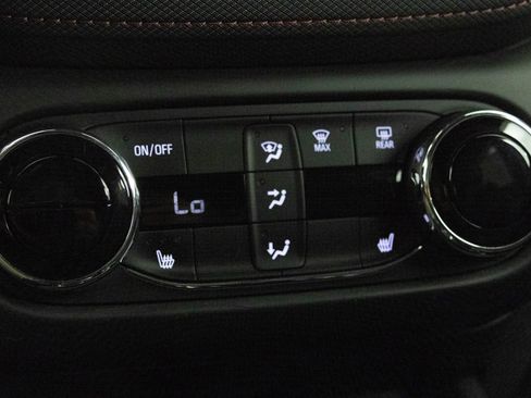 Certified 2022 Chevrolet TrailBlazer RS w/ Technology Package image 24