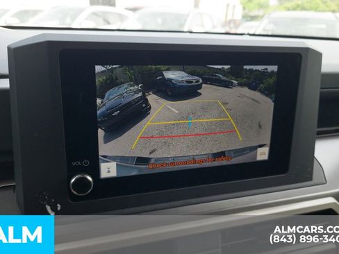 Used 2024 Toyota Tacoma TRD Off-Road image 9