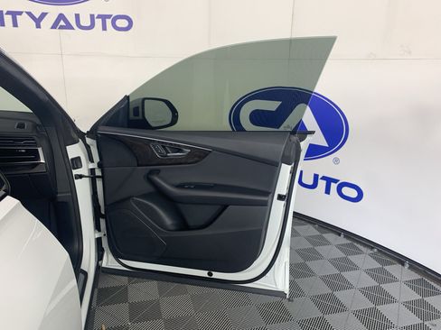 Used 2021 Audi Q8 Premium AWD/4WD image 38
