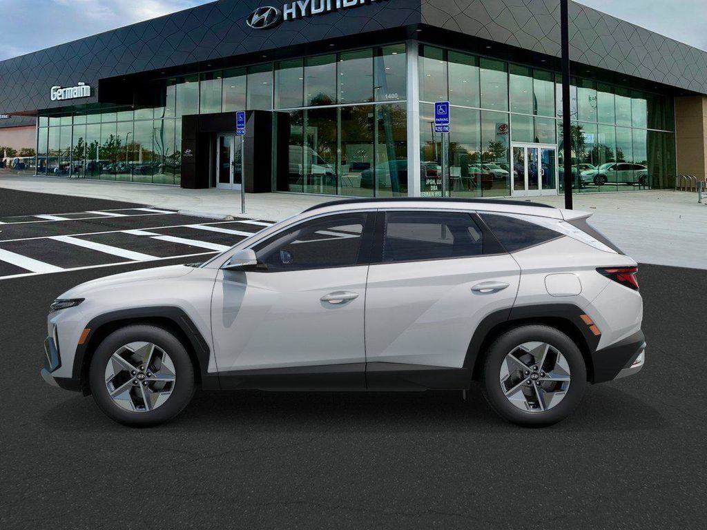 New 2026 Hyundai Tucson SEL Plus AWD/4WD image 3