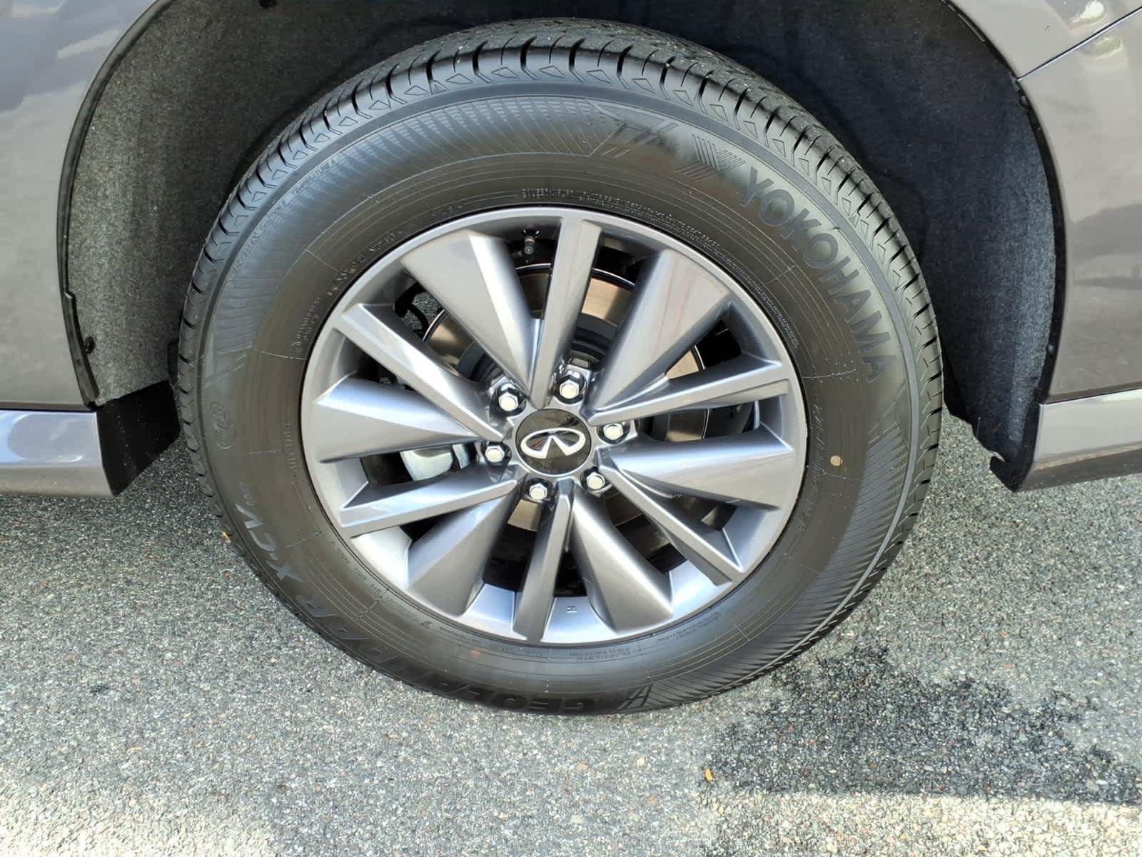 Certified 2026 INFINITI QX80 Pure w/ Cargo Package AWD/4WD image 8