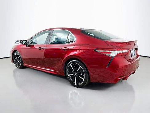 Used 2018 Toyota Camry XSE image 5