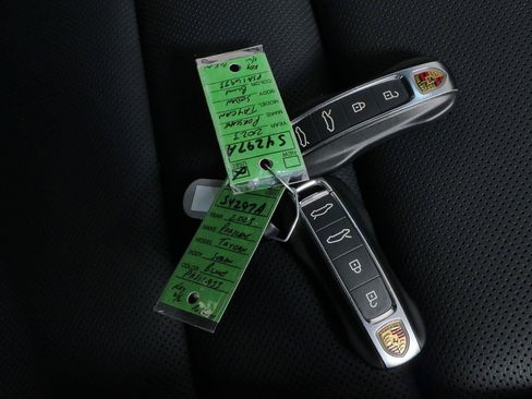 Used 2023 Porsche Taycan RWD image 38