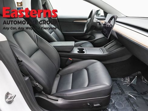 Used 2023 Tesla Model 3 Standard Range image 21