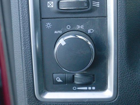 Used 2021 RAM 1500 Classic Warlock w/ Electronics Group image 17