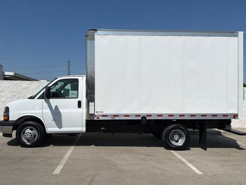 New 2026 Chevrolet Express 3500 w/ Power Convenience Package RWD image 9