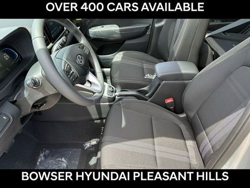 New 2026 Hyundai Venue SEL FWD image 5