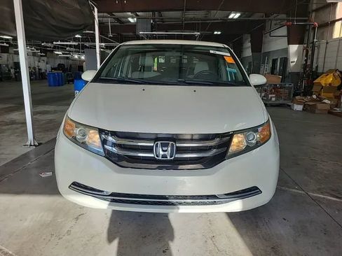 Used 2014 Honda Odyssey EX image 2