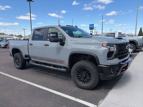 Certified 2024 Chevrolet Silverado 2500 ZR2 w/ Technology Package AWD/4WD image 1