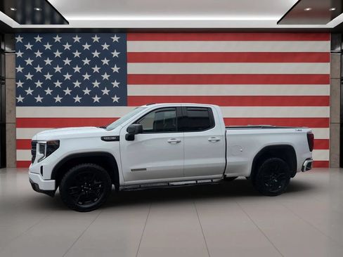 Used 2024 GMC Sierra 1500 Elevation w/ Preferred Package AWD/4WD image 3