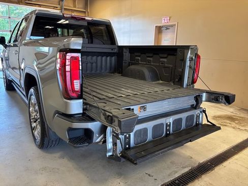 Certified 2024 GMC Sierra 1500 Denali AWD/4WD image 27