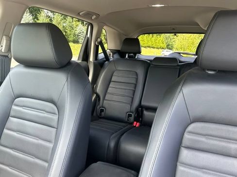 Used 2024 Honda CR-V EX-L image 16