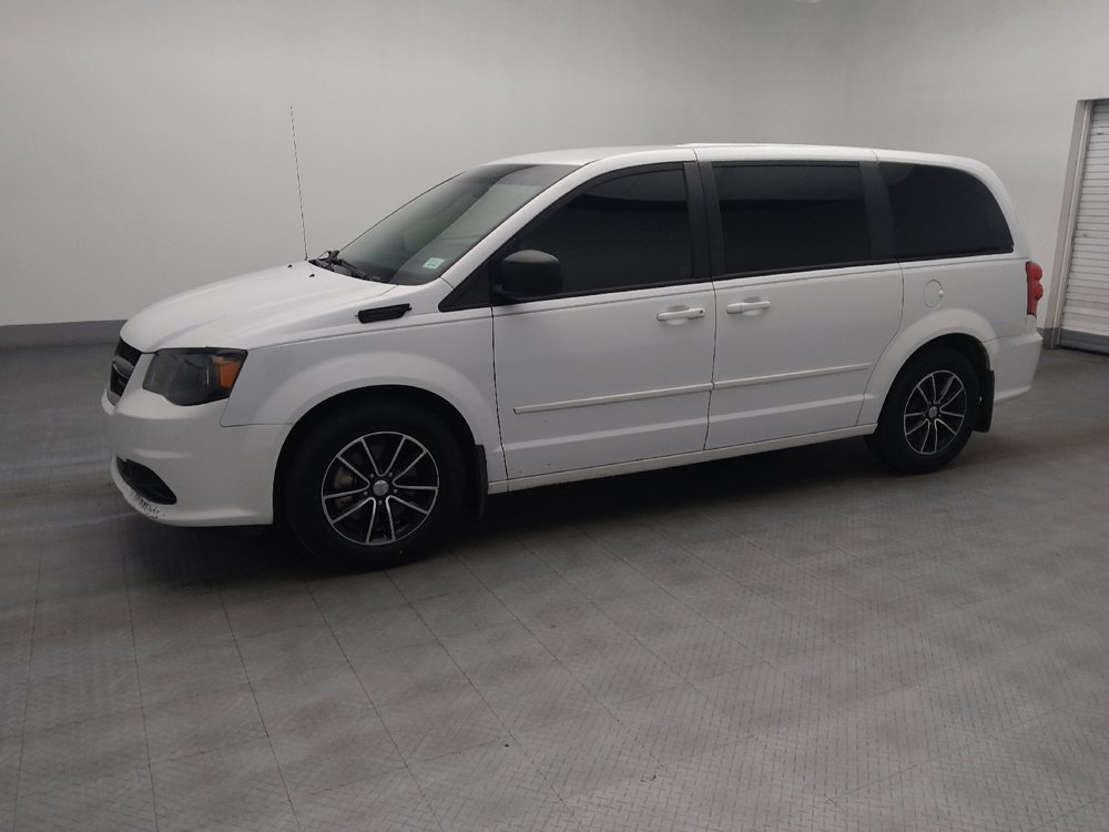 Used 2015 Dodge Grand Caravan SE w/ Quick Order Package 29E SE FWD image 2