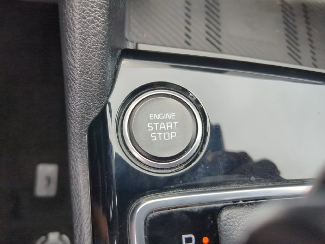 Used 2024 Kia Sportage EX FWD image 32