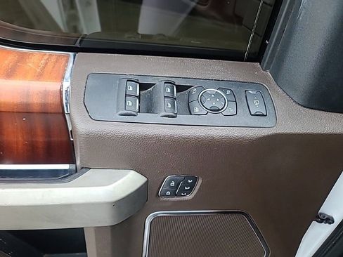 Used 2021 Ford F250 King Ranch image 18