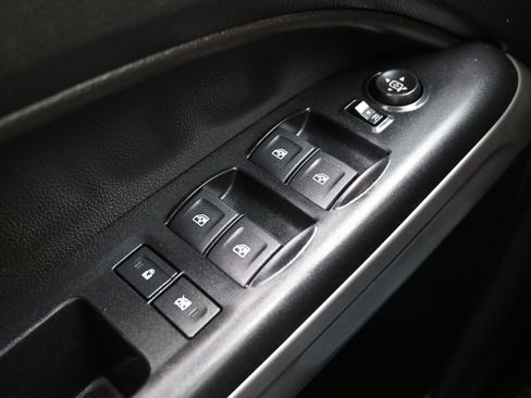 Used 2020 Chevrolet Colorado LT w/ LT Convenience Package image 25