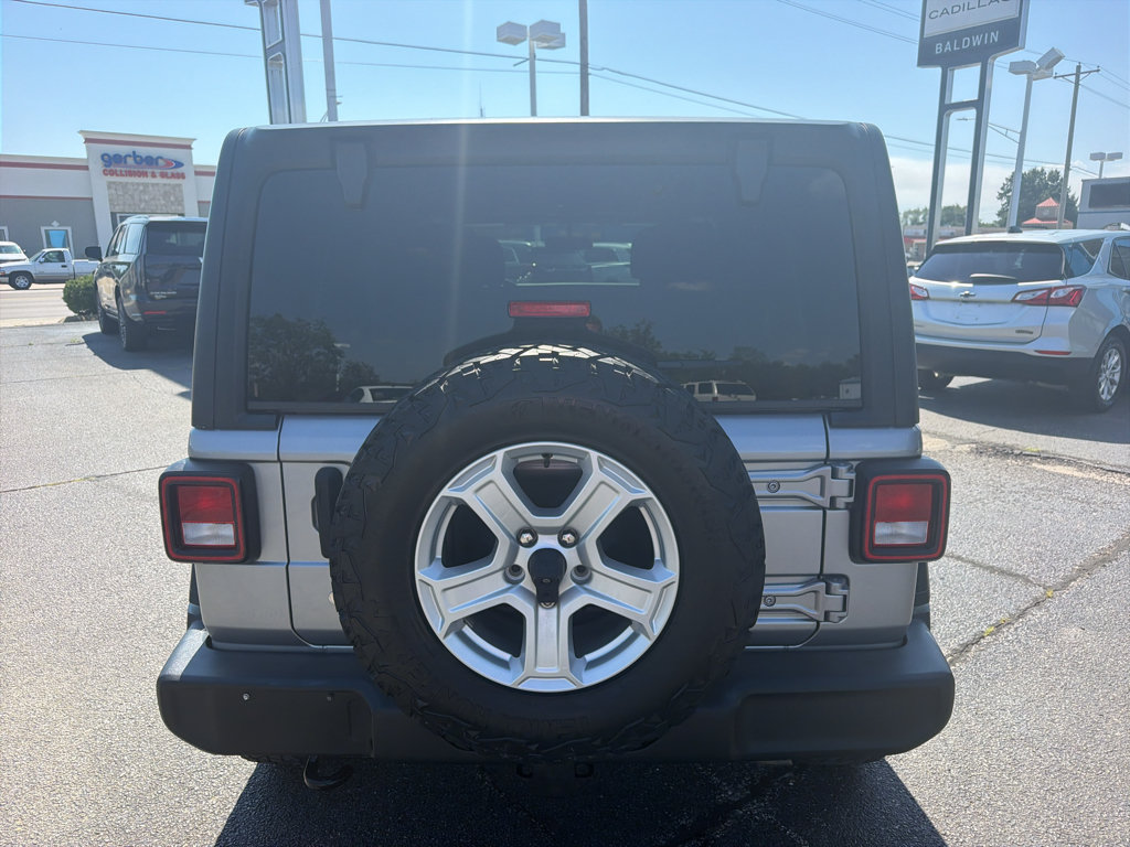 Used 2018 Jeep Wrangler Unlimited Sport S AWD/4WD image 5