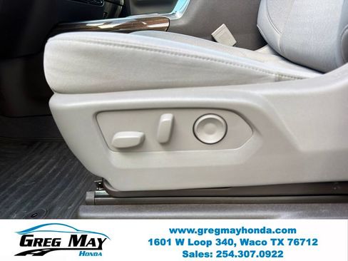 Used 2024 Chevrolet Silverado 2500 LT w/ Texas Edition AWD/4WD image 13