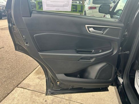 Used 2016 Ford Edge SEL w/ Equipment Group 201A image 13