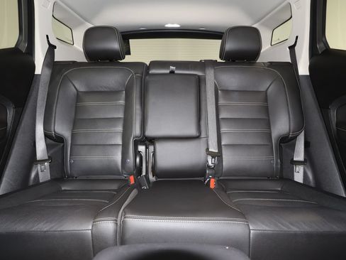 Used 2023 GMC Terrain Denali AWD/4WD image 29