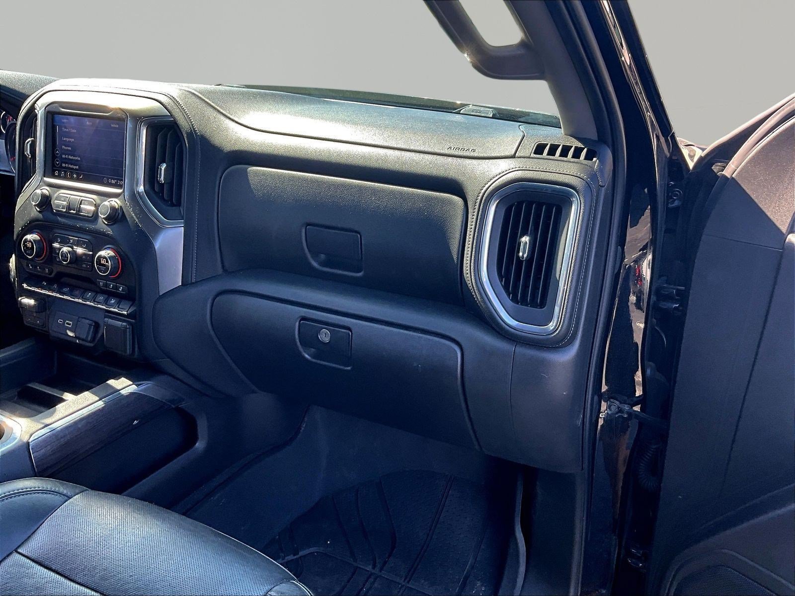 Used 2020 Chevrolet Silverado 1500 LTZ w/ LTZ Plus Package AWD/4WD image 27