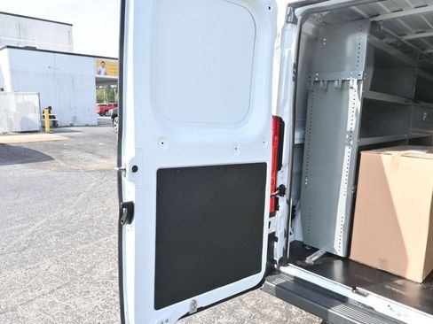 Used 2025 RAM ProMaster 2500 w/ Safety Group FWD image 15