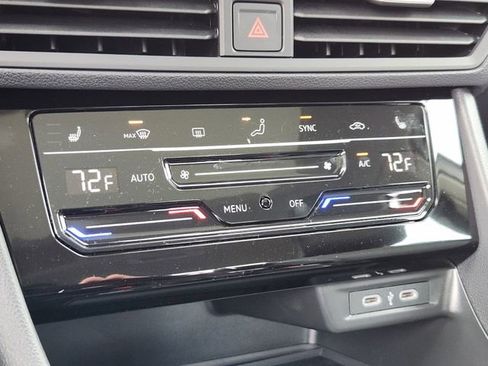 New 2026 Volkswagen Jetta SE image 18