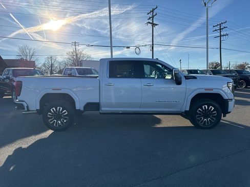 New 2026 GMC Sierra 2500 Denali Ultimate image 6