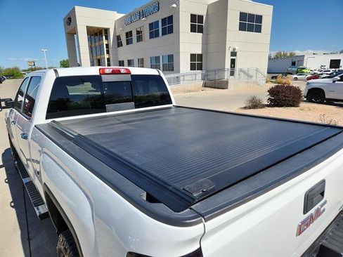 Used 2018 GMC Sierra 2500 SLT w/ Duramax Plus Package image 27