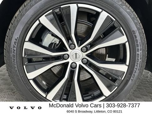 Certified 2025 Volvo XC60 B5 Plus AWD/4WD image 10