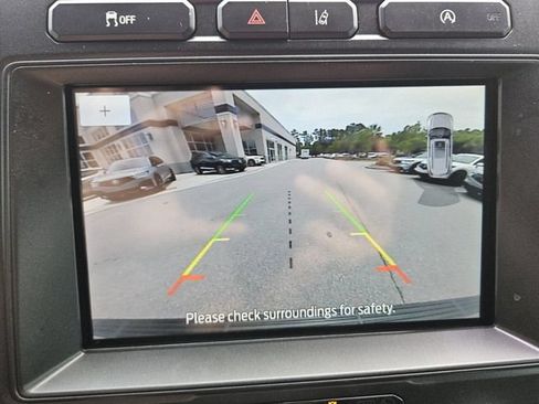 Used 2020 Ford Expedition XLT RWD image 9