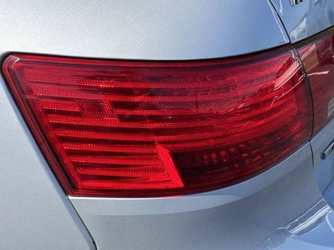 Used 2010 Hyundai Sonata Limited w/ Navigation Pkg 6 FWD image 29