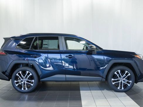 New 2026 Toyota RAV4 Limited AWD/4WD image 3