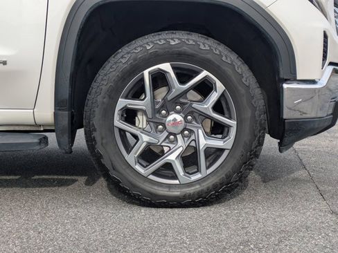 Used 2025 GMC Sierra 1500 SLT w/ SLT Premium Plus Package image 10