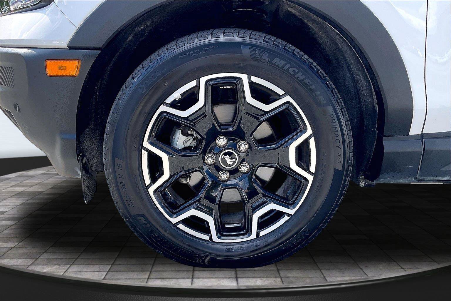 Used 2025 Ford Bronco Sport Outer Banks w/ Outer Banks Tech Package+ AWD/4WD image 9