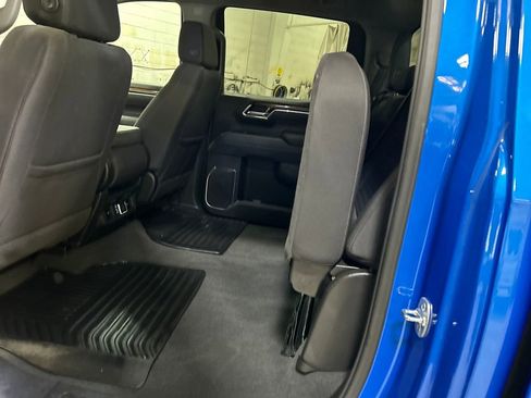 Used 2025 Chevrolet Silverado 1500 LT image 23
